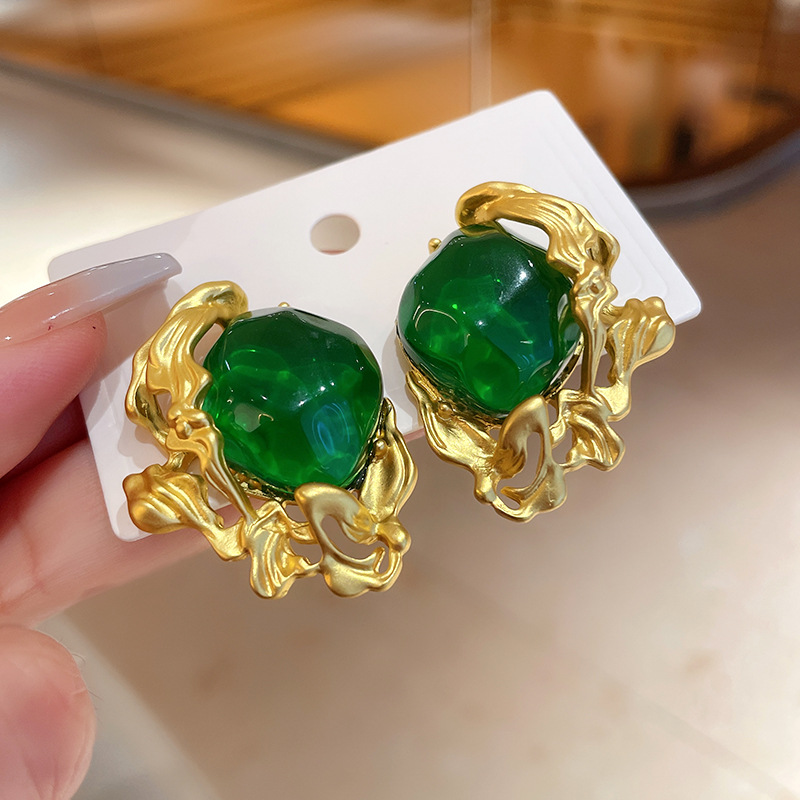 Silver Needle Vintage Emerald Earrings Niche Retro - Image 2