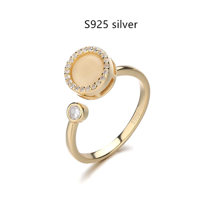 Female Fashion Cat's Eye Moonstone Rotatable Ring - Image 2