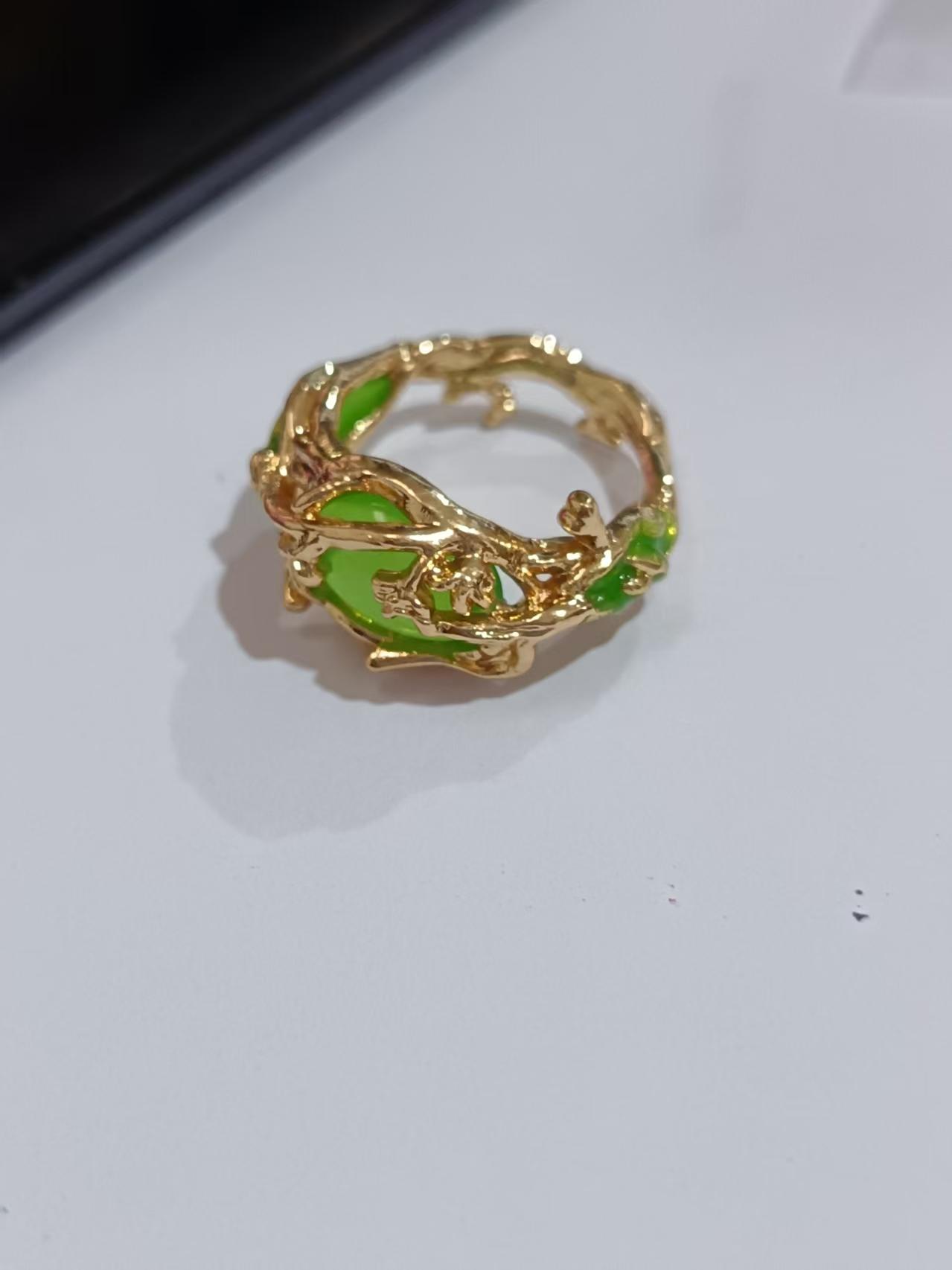 Vintage Personalized Oval Jade Inlaid Malachite Branch & Vine Design Ring For Women - Image 7