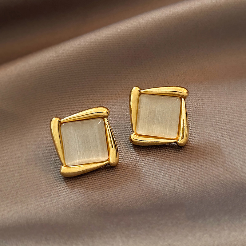 Eye Opal Earrings — Color: Square trumpet