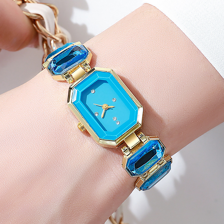 Stone Color Emerald Niche High-grade Affordable Luxury Bracelet - Image 3